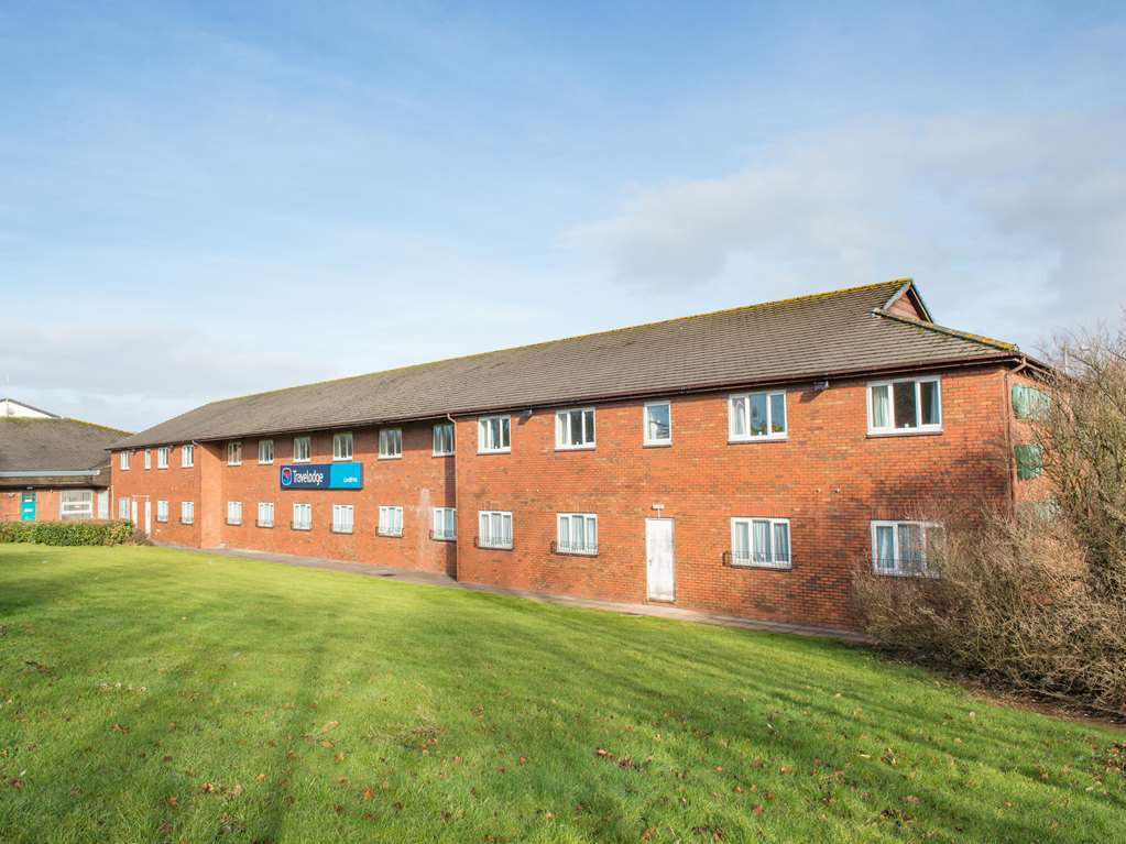Travelodge Cardiff M4 Exterior photo